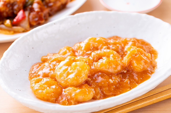 Wok-fried Shrimp with Chili Sauce and Sweet & Snack Pork