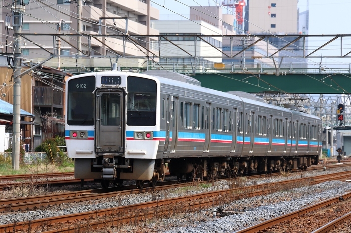 JR Shikoku] Series 6000 (Yosan Line: Kosai - Takamatsu)