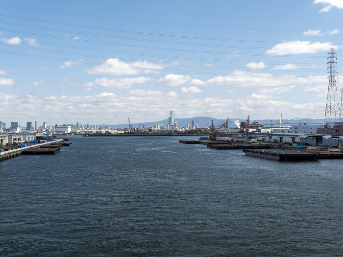 A view of the inner harbor of Osaka Port and the city from the bridge