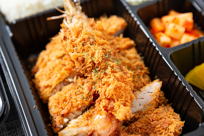 Pork cutlet and fried prawns