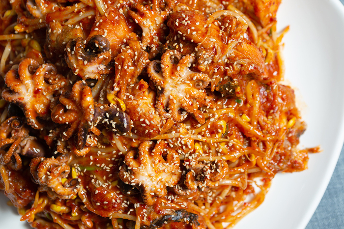 short arm octopus Steamed Seafood, Korean food