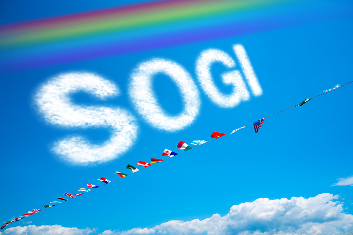 Rainbows and SOGI clouds in a blue sky
