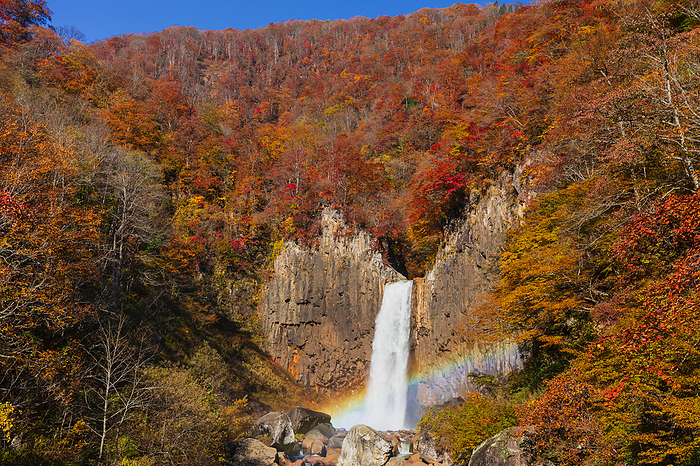 Naenadaki Waterfall, Niigata Prefecture Waterfalls on the border of prefectures