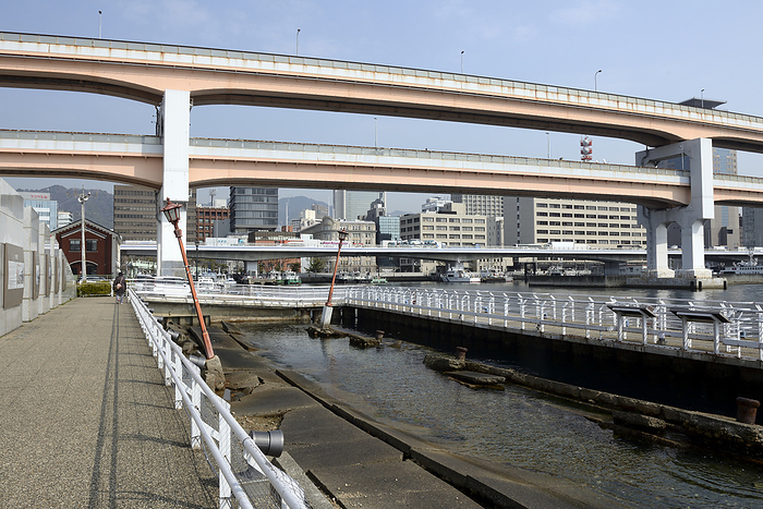 Kobe Port/Earthquake Memorial Park and Expressway