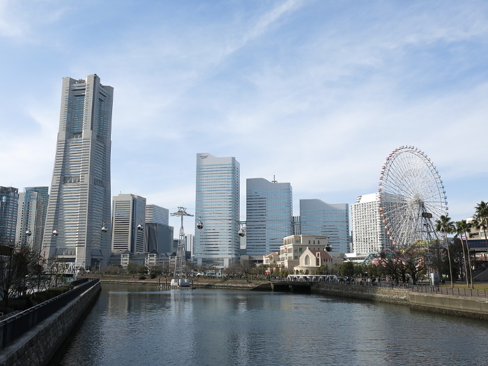 Scenery of Yokohama Minato Mirai (Yokohama Landmark Tower, YOKOHAMA AIR CABIN, Giant Ferris Wheel, etc.)