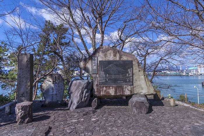 Stone monument of Mitsuke and (former) Yoshiwara Inn