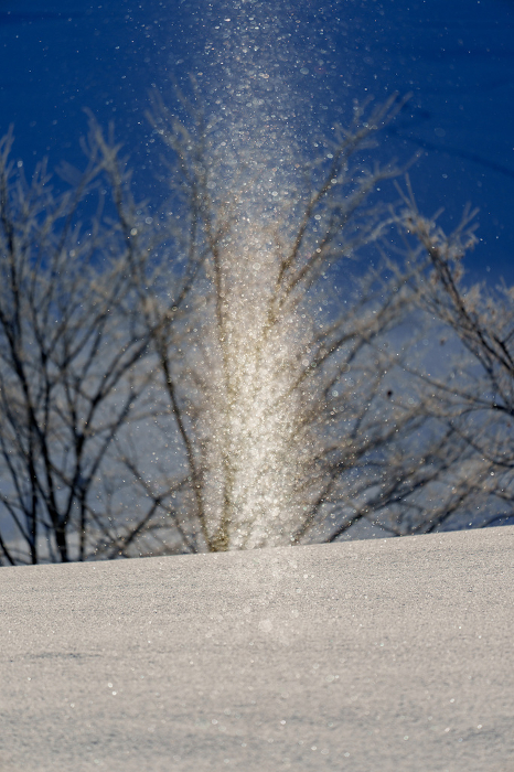 Diamond Dust and Sun Pillar Glimmering: Hokkaido's Spectacular Winter Scenery