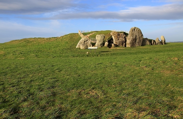 United Kingdom West Kennet neolithic long barrow, Wiltshire, England, UK, by Ian Murray