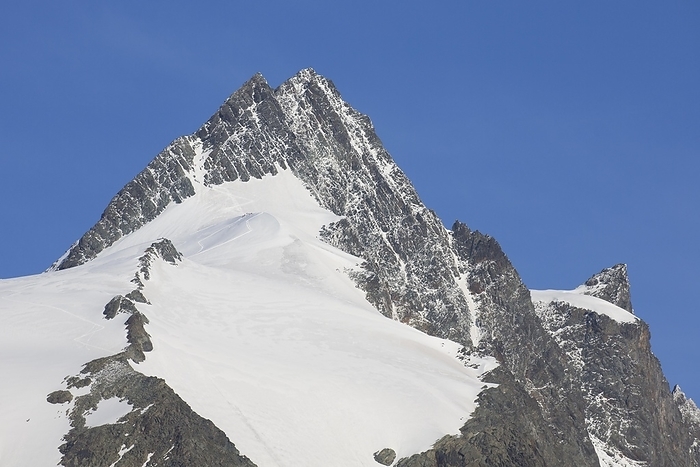 Austria Grossglockner, Gro glockner  3798 m , highest mountain in Austria in the Hohe Tauern National Park, Carinthia, K rnten, by alimdi   Arterra   Sven Erik Arndt