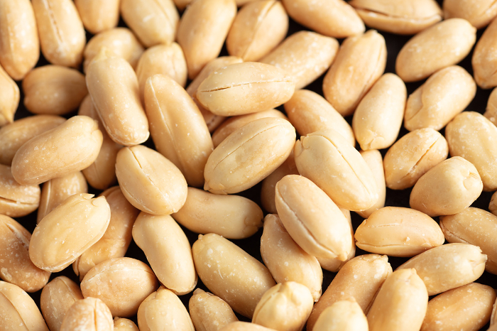 shelled skinless peanuts prepared in butter