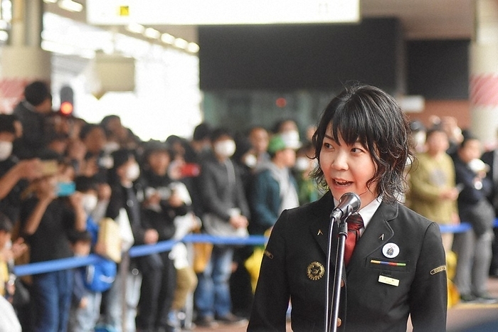 SL Hitoyoshi  arrives at JR Hakata Station on a special last run service. Misa Hirano, representing the cabin crew, gives a speech at the departure ceremony for the last run of  SL Hitoyoshi  at JR Hakata Station in Hakata Ward, Fukuoka City at 1:35 p.m. on March 23, 2024.
