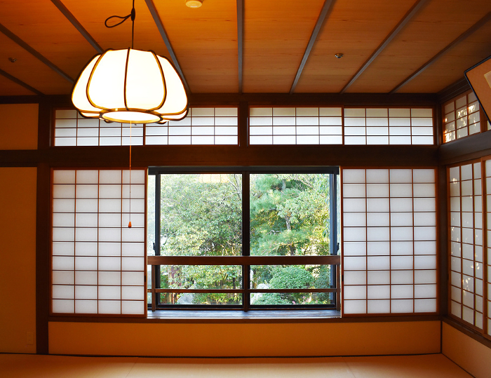 Shoji and Lights in Japanese Houses