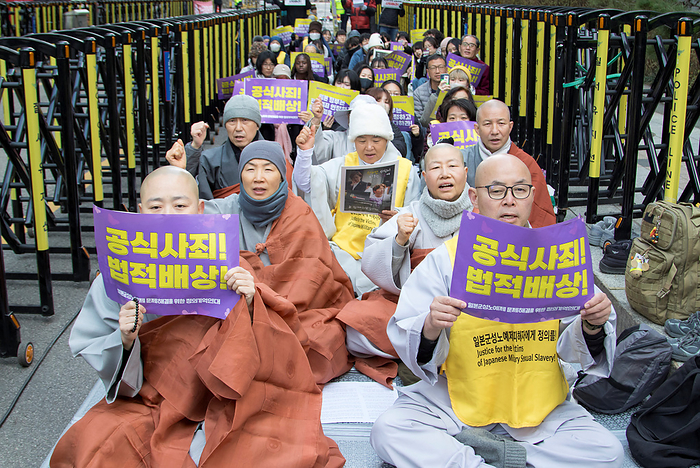 Wednesday anti Japan rally near the Japanese embassy in Seoul Wednesday anti Japan rally, Mar 20, 2024 : Buddhist nuns and monks attend weekly anti Japanese government rally near the Japanese embassy in Seoul, South Korea. The weekly rally held on Wednesday is to ask for Japanese government s official apology and reparation for the victims of the Japanese military s sexual slavery during the World War II. According to local media, historians say up to 200,000 women, mostly Koreans, were forced into sexual slavery in front line Japanese brothels during the war when the Korean Peninsula was a Japanese colony. The sex slaves were so called comfort women. Pickets read, Official Apology  Legal Reparation  .  Photo by Lee Jae Won AFLO 