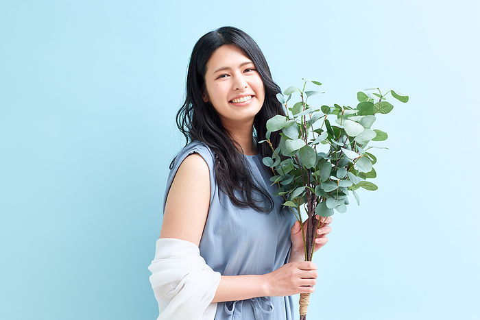 Japanese woman holding a bouquet
