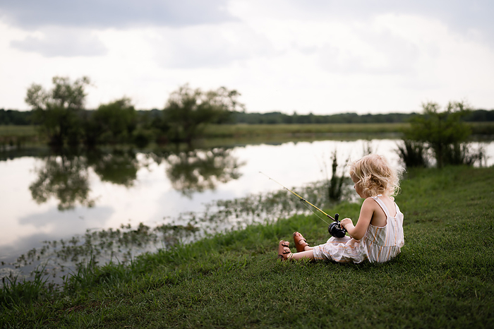Little Girl Fishing On Oklahoma Family Pond, by Cavan Images / Cristin Franks Photography