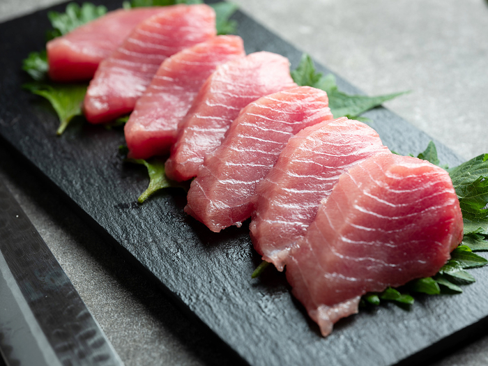 Tuna, medium fatty tuna sashimi