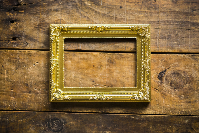 picture frame (with gold frame)