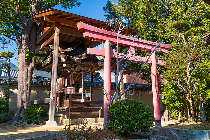 Inari Shrine, Nakanobo, Taima Temple, Nara Prefecture