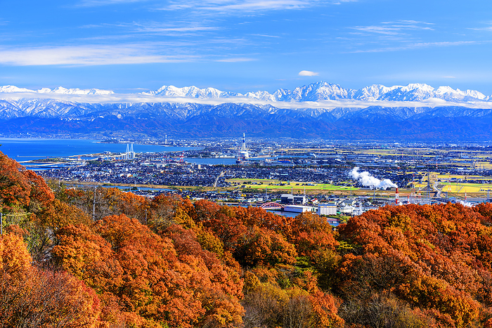 Tateyama Federation and Toyama Bay from Nijo-san in autumn foliage