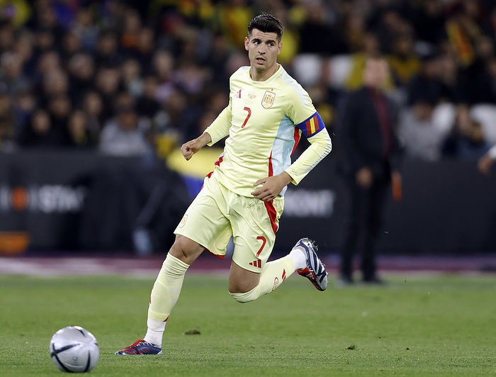 Spain v Colombia   International Friendly Alvaro Morata of Spain on the ball during the international friendly match between Spain and Colombia at London Stadium on March 22, 2024 in London, England.   WARNING  This Photograph May Only Be Used For Newspaper And Or Magazine Editorial Purposes. May Not Be Used For Publications Involving 1 player, 1 Club Or 1 Competition Without Written Authorisation From Football DataCo Ltd. For Any Queries, Please Contact Football DataCo Ltd on  44  0  207 864 9121
