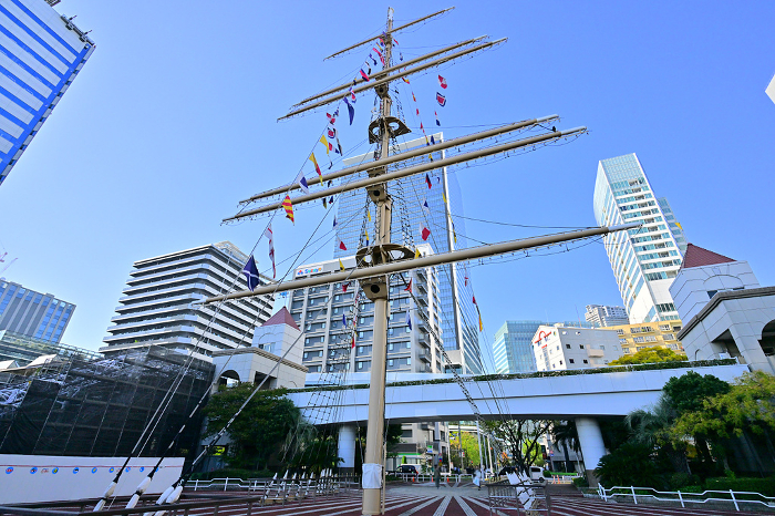 Monument of a sailing ship's sail