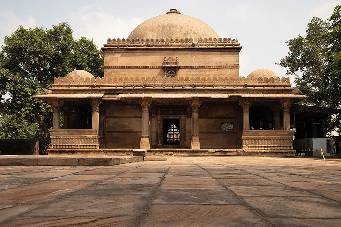 Bai Harir Sultani Mosque, Ahmedabad, Gujarat, India , by Zoonar/RealityImages