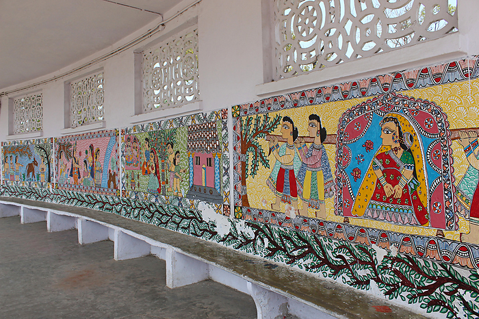 Madhubani painting or Mithila paintings on wall of Mithila University, Darbhanga, Bihar, India. Mostly depict people and their association with nature and scenes and deities from the ancient epics Madhubani painting or Mithila paintings on wall of Mithila University, Darbhanga, Bihar, India. Mostly depict people and their association with nature and scenes and deities from the ancient epics, by Zoonar RealityImages