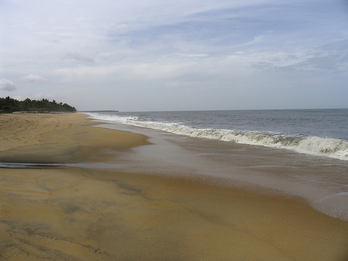 Stretch of sand and waves, Kappad beach, Kerala, India Stretch of sand and waves, Kappad beach, Kerala, India, by Zoonar RealityImages