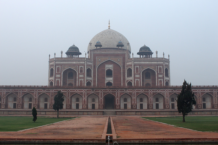 Side view of Humayun s Tomb, Delhi, India Side view of Humayun s Tomb, Delhi, India, by Zoonar RealityImages