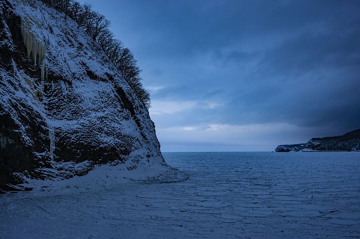 Drift ice and icicles on the Shiretoko Peninsula, Hokkaido, Japan Taken at Benzai zaki in Shari cho, Shiretoko Peninsula, a World Natural Heritage site. 