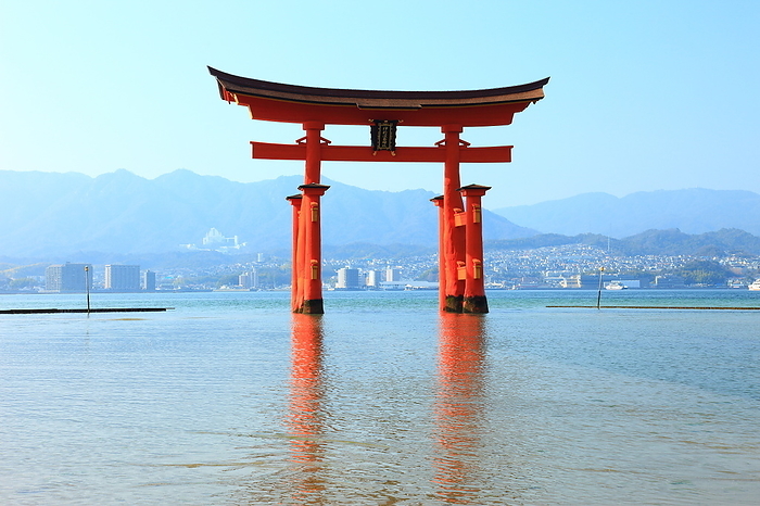 Itsukushima Shrine, Hatsukaichi City, Hiroshima Prefecture
