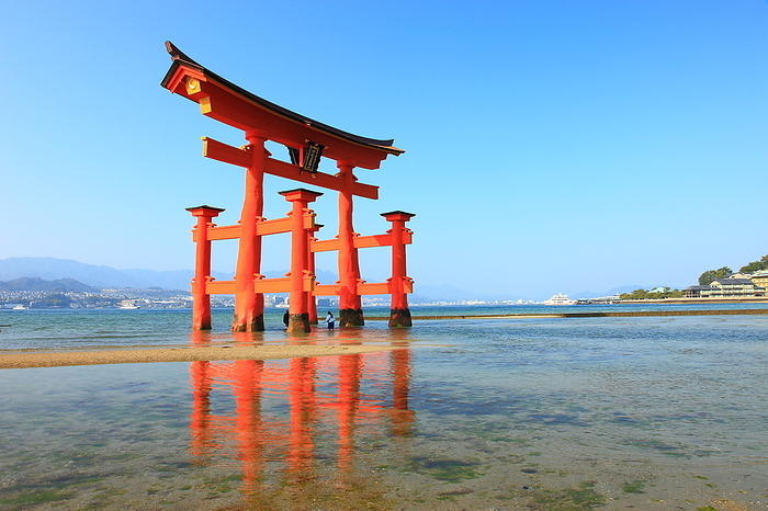Itsukushima Shrine, Hatsukaichi City, Hiroshima Prefecture