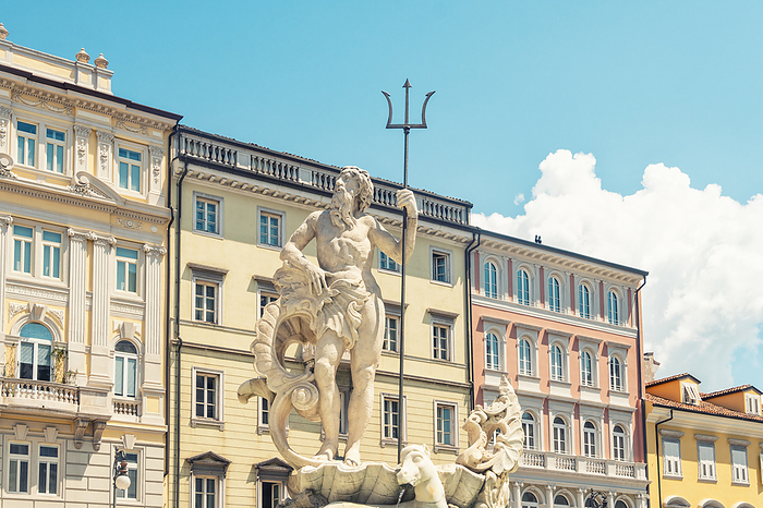 Fountain of Neptune on Piazza della Borsa Chamber of commerce and old stock exchange, Trieste, Italy  Italy, Friuli Venezia Giulia, Trieste, Fountain of Neptune on Piazza della Borsa