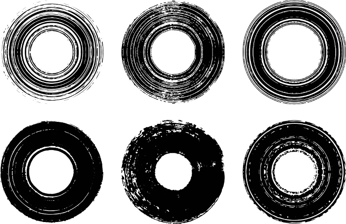 Set of donut-like circles painted with a brush