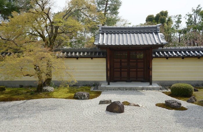 Hojo Garden and Imperial Gate, Toji-in, Kita-ku, Kyoto