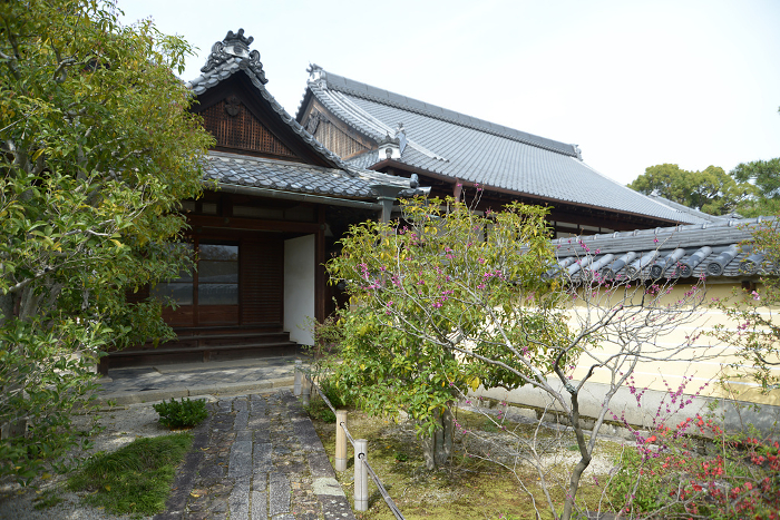 Entrance and Hojo, Toji-in, Kita-ku, Kyoto