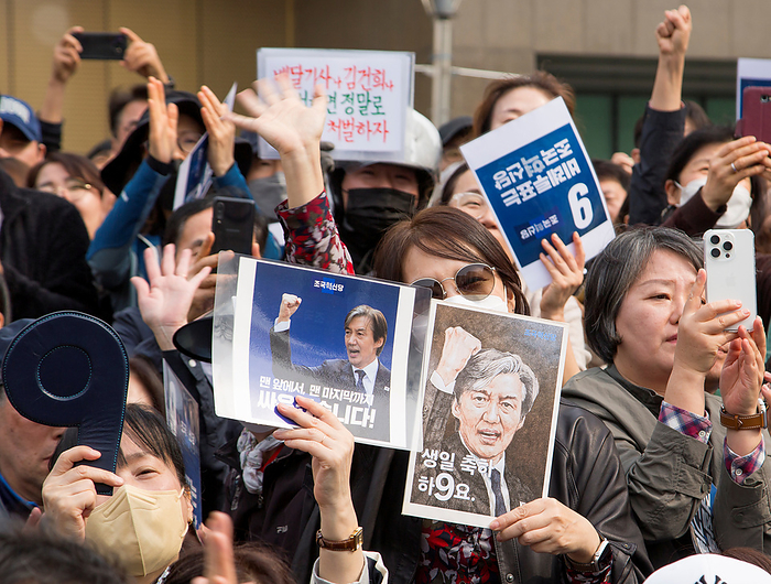 2024 South Korea General Election: The Rebuilding Korea Party The Rebuilding Korea Party, April 6, 2024 : Supporters hold portraits of Cho Kuk, leader of the Rebuilding Korea Party  aka the Korea Innovation Party  for proportional representation seats, during the party s meeting with supporters in Seoul, South Korea, ahead of the April 10 general election. A sign  front R  reads,  Happy Birthday . The number 9 is the electoral symbol of the Rebuilding Korea Party. Cho Kuk, South Korea s former Justice Minister under the previous liberal Moon Jae In administration, was an architect of the liberal government s prosecution reform.  Photo by Lee Jae Won AFLO 
