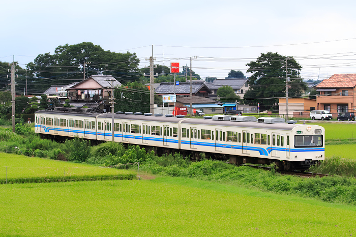 Chichibu Railway Series 1000 train bound for Hanyu