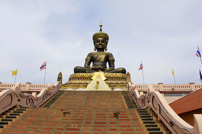 Phra Buddha Maha Dhammraja, the image cast is made of bronze and it weighs 40 tons, Phetchabun, Thailand Phra Buddha Maha Dhammraja, the image cast is made of bronze and it weighs 40 tons, Phetchabun, Thailand, by Zoonar RealityImages