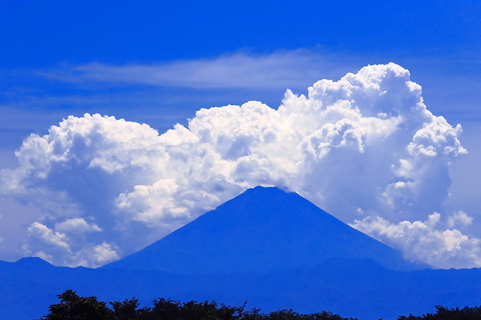Rising Iridocumulus Clouds and Mt. Fuji in Summer Nirasaki City, Yamanashi Pref.