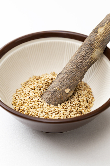Mortar and roasted sesame seeds