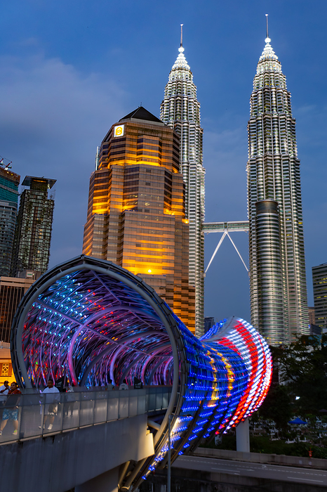 Malaysia Salomah Link Bridge and Petronas Twin Towers