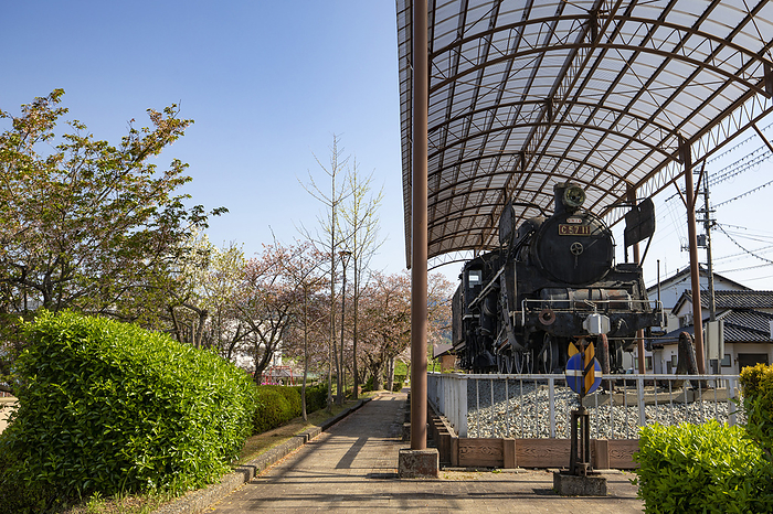 Hyogo C57 Steam Locomotive Square