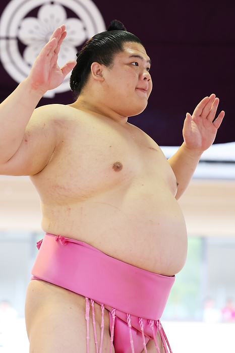 2024 Dedication Grand Sumo Tournament Ura, Ura APRIL 15, 2024   Sumo :. Annual sumo tournament dedicated to the Yasukuni Shrine in Tokyo Japan.  Photo by Naoki Morita AFLO SPORT 