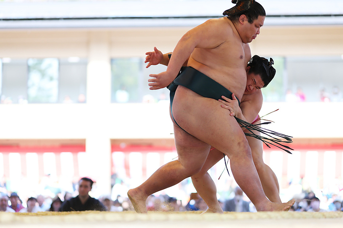 2024 Dedication Grand Sumo Tournament  L to R  Nishikigi, Ura, Ura APRIL 15, 2024   Sumo :. Annual sumo tournament dedicated to the Yasukuni Shrine in Tokyo Japan.  Photo by Naoki Morita AFLO SPORT 
