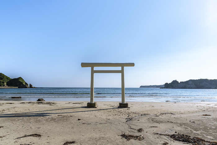 Yasaka Shrine Ichino Torii (White Torii) Uhara Beach, Katsuura City, Chiba Prefecture