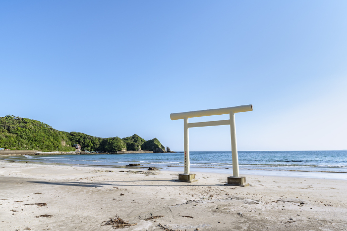 Yasaka Shrine Ichino Torii (White Torii) Uhara Beach, Katsuura City, Chiba Prefecture