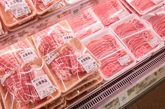 Supermarket job photographed in 2024   Meat department   Pork March 2024 Chofu shi, Tokyo Whinageya Chofu Sengawa