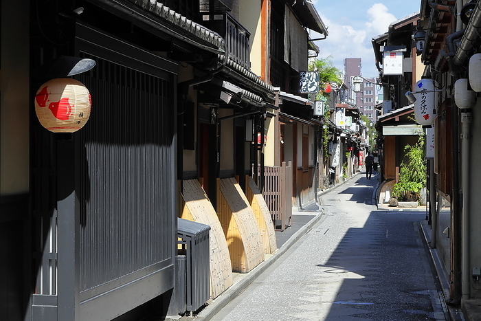 Houses in Ponto-cho where utility poles have been removed Kyoto City, Kyoto Prefecture