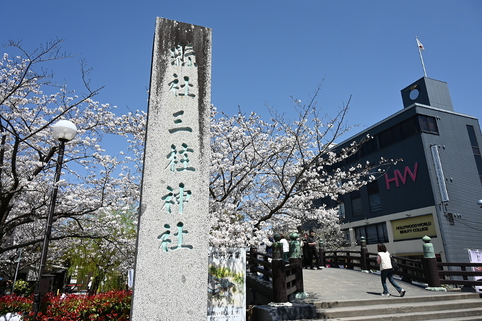 Stone Pillar of Sanju Shrine, Yanagawa City, Fukuoka Prefecture